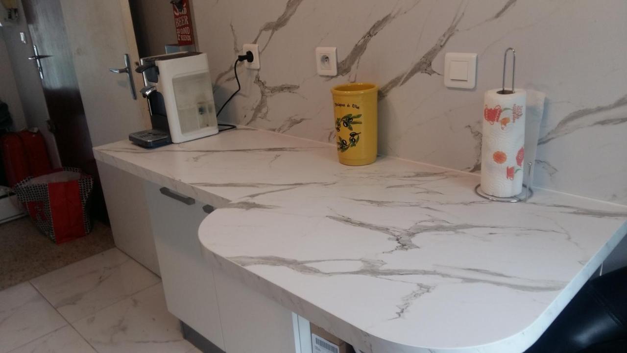 Appartement F3 Valescure Saint-Raphael  Bagian luar foto
